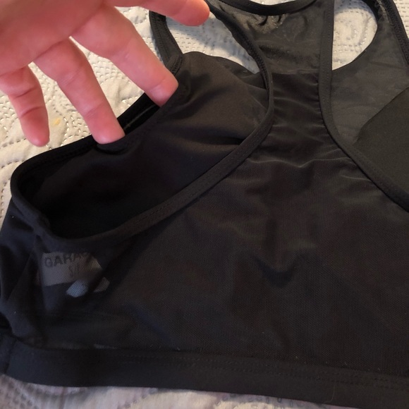 Garage Mesh sports bra - Picture 7 of 8